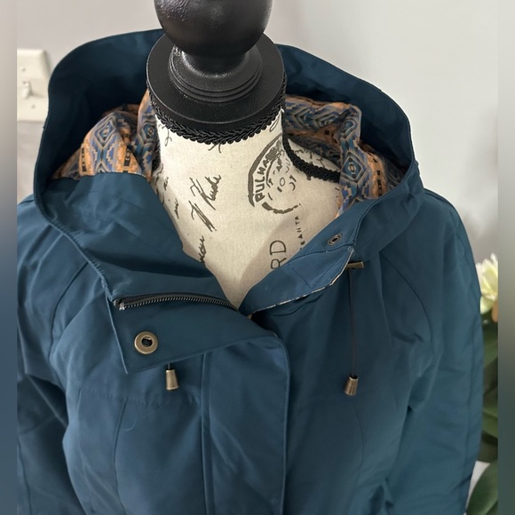 💙 NWT Pendleton Women's Hooded Rain Jacket - Wind Resistant, Waterproof💙 - Picture 4 of 13